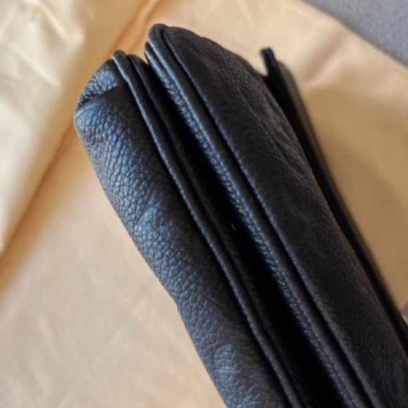 ๐๐ BEAUTIFUL ๐๐CROSSBODY RETIRED LEATHER EMPREINTE FLAP LOUIS VUITTON - Picture 6 of 13